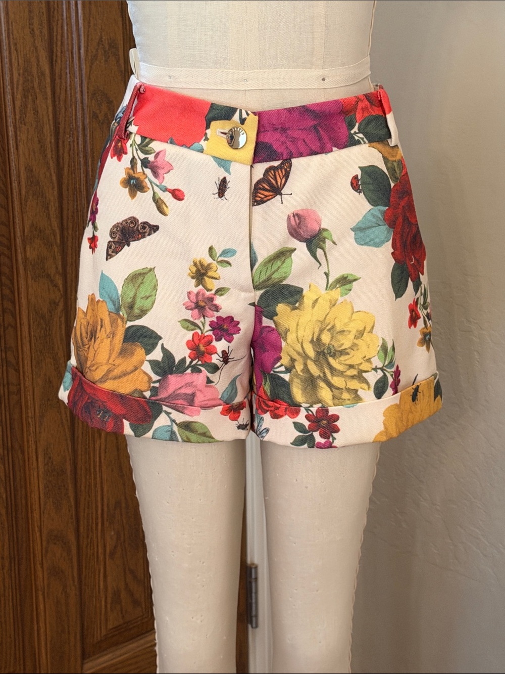 Ted Baker fully lined, Floral Print Women's dress.
